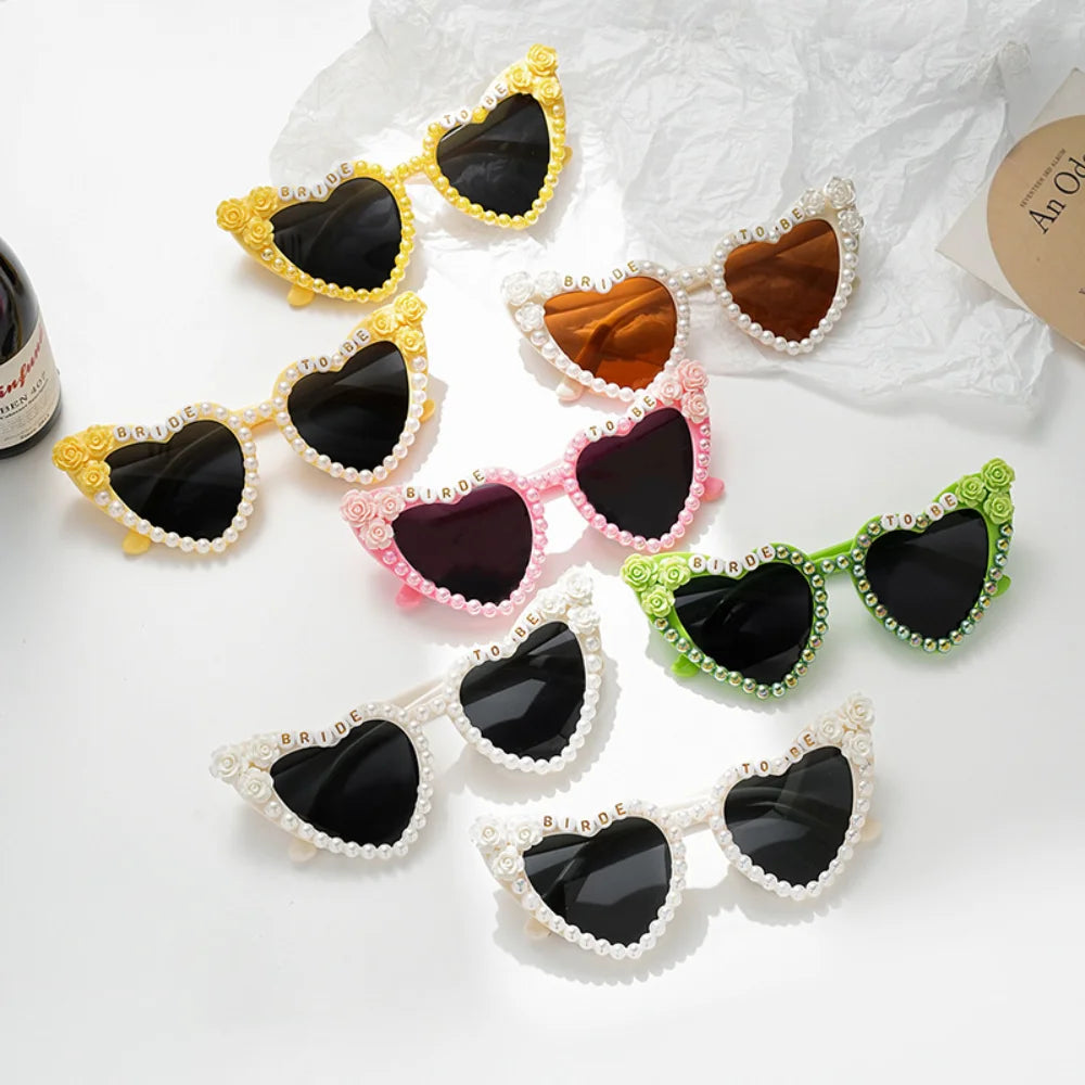 Women Sun Glasses Heart Big Frame Love Inlaid Pearl Fashion Ladies Luxury Sunglasses Wedding Decorative Glasses For Party Use