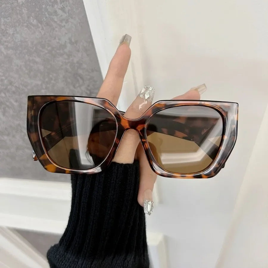 Cute Square Designer Sunglasses Women Men Big Frame Stylish Sun Glasses Female Male Brand Fashion Oculos De Sol