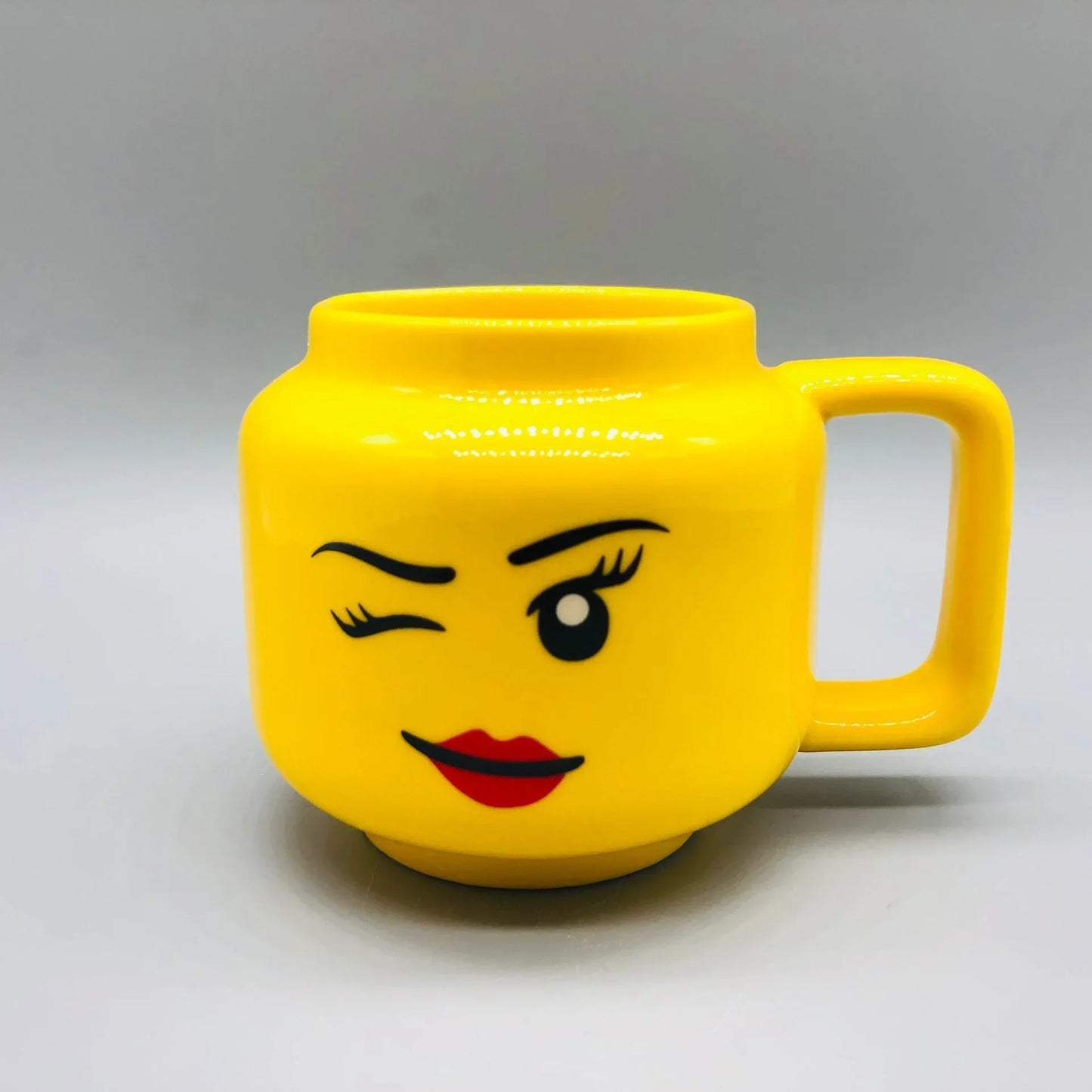 Party Favor Gifts Cute Cartoon Mug for Coffee Milk Tea Ceramic Cup Drinkware with Creative Impish Expression Pattern