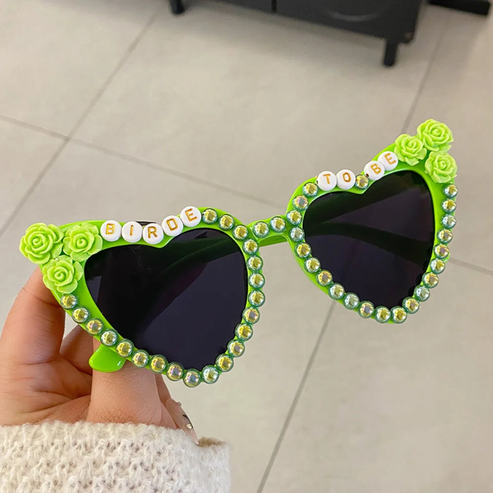 Women Sun Glasses Heart Big Frame Love Inlaid Pearl Fashion Ladies Luxury Sunglasses Wedding Decorative Glasses For Party Use