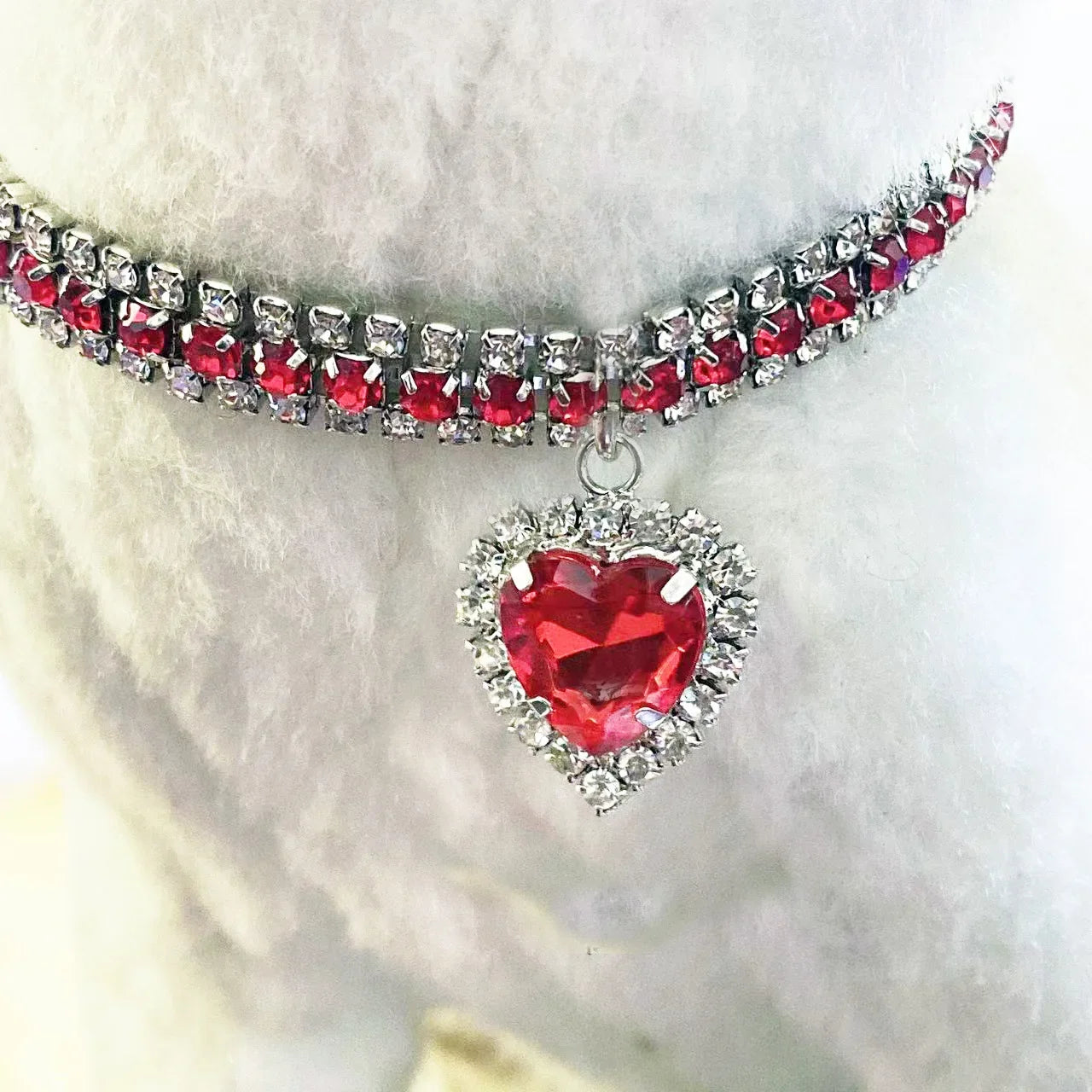 Pet Necklace Love Water Drop Water Diamond Cat Collar Dog Neck Jewelry Exquisite Cute Cat Gem Alloy Puppy Kitten Pet Supplies