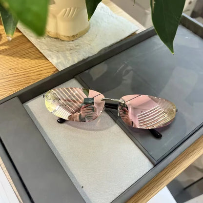 Trendy Stylish Sun Glasses for Women Oval Shape Anti-reflective Sunglasses Women European American Men’s Sunglasses
