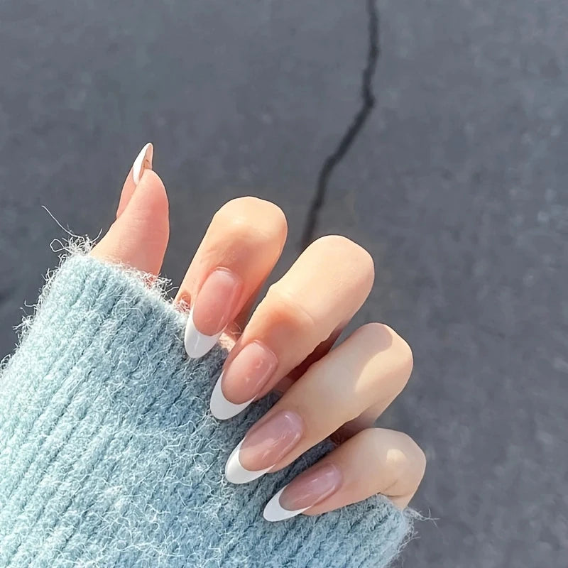 24 Pieces of White French Wearable Nails, Ice-Transparent Almond Nails, Fake Nail Patches, Simple Style Manicure, Finished Manicure