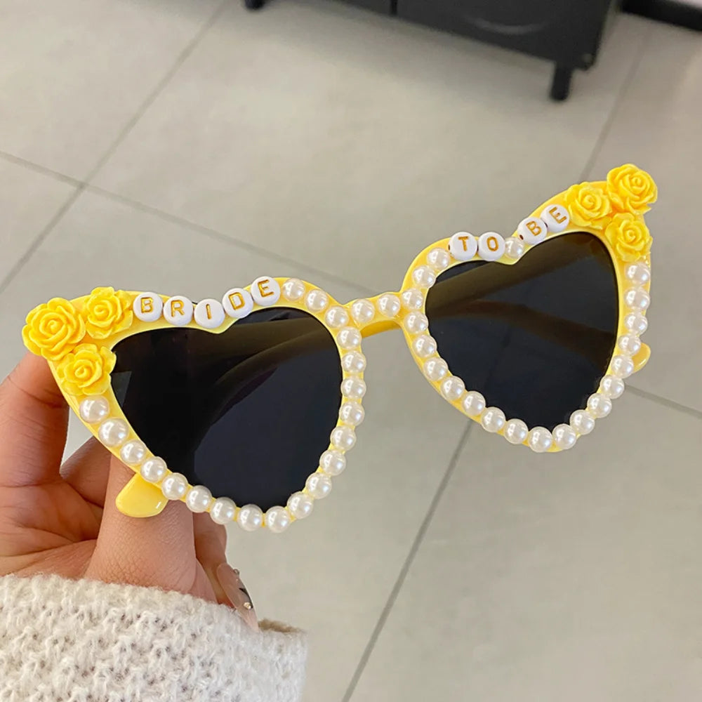 Women Sun Glasses Heart Big Frame Love Inlaid Pearl Fashion Ladies Luxury Sunglasses Wedding Decorative Glasses For Party Use